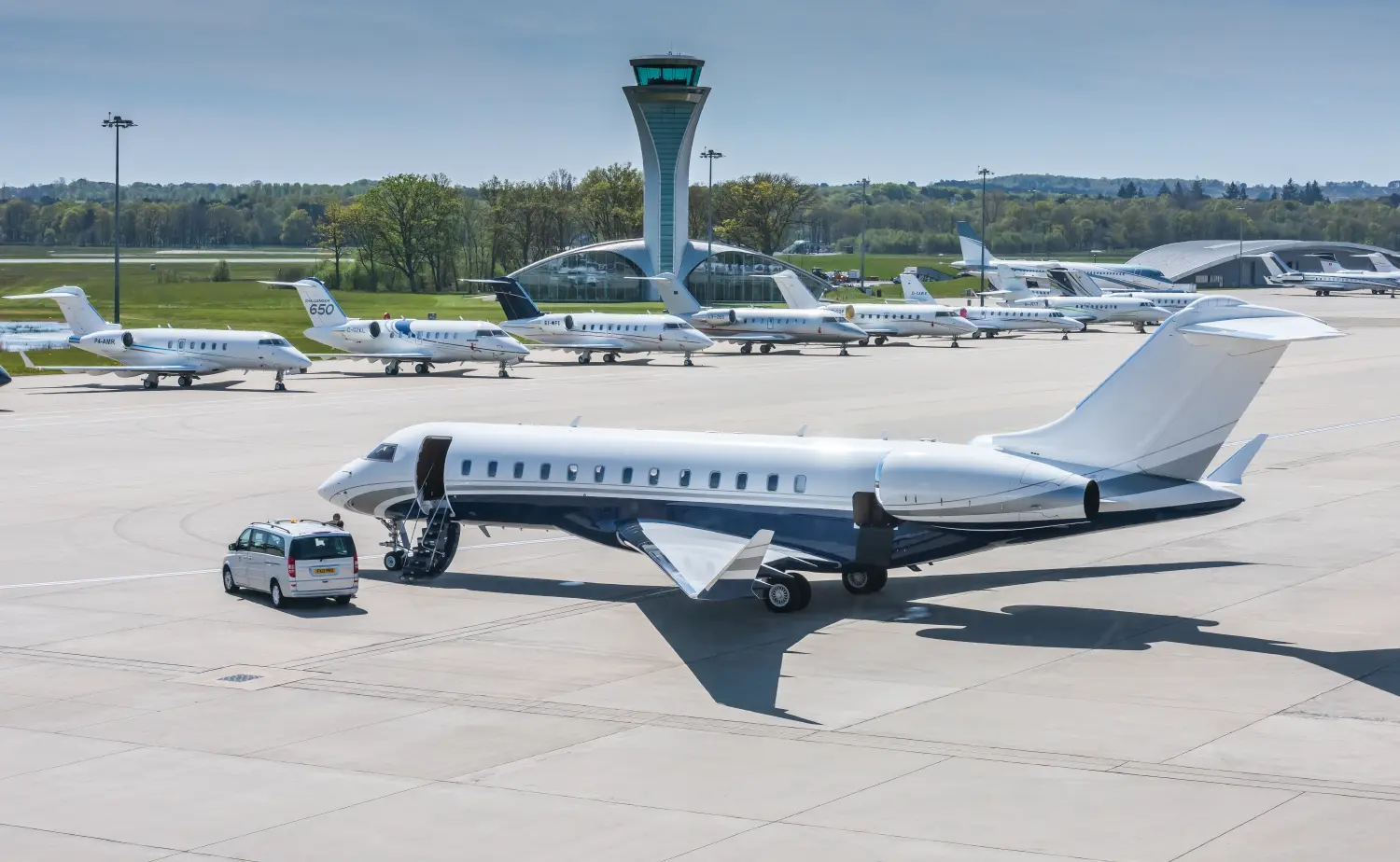 Private jet charter — Starflight Aviation